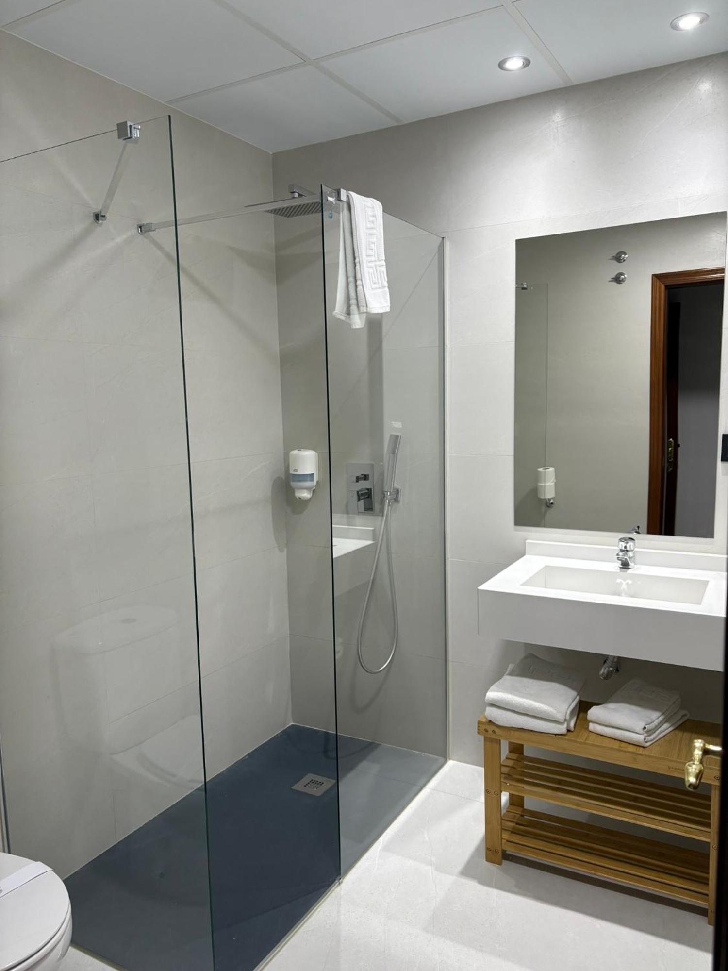Hotel Ciudad Pozo Alcón Εξωτερικό φωτογραφία