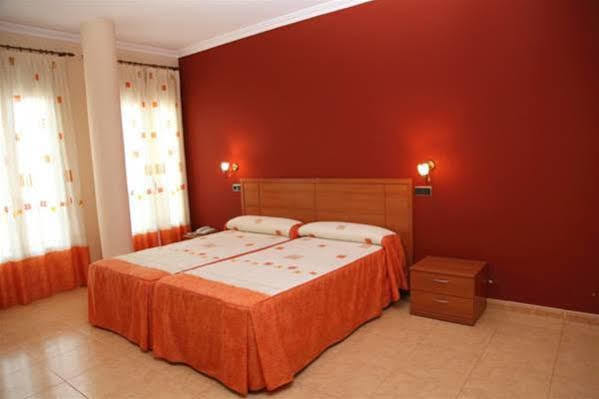 Hotel Ciudad Pozo Alcón Εξωτερικό φωτογραφία